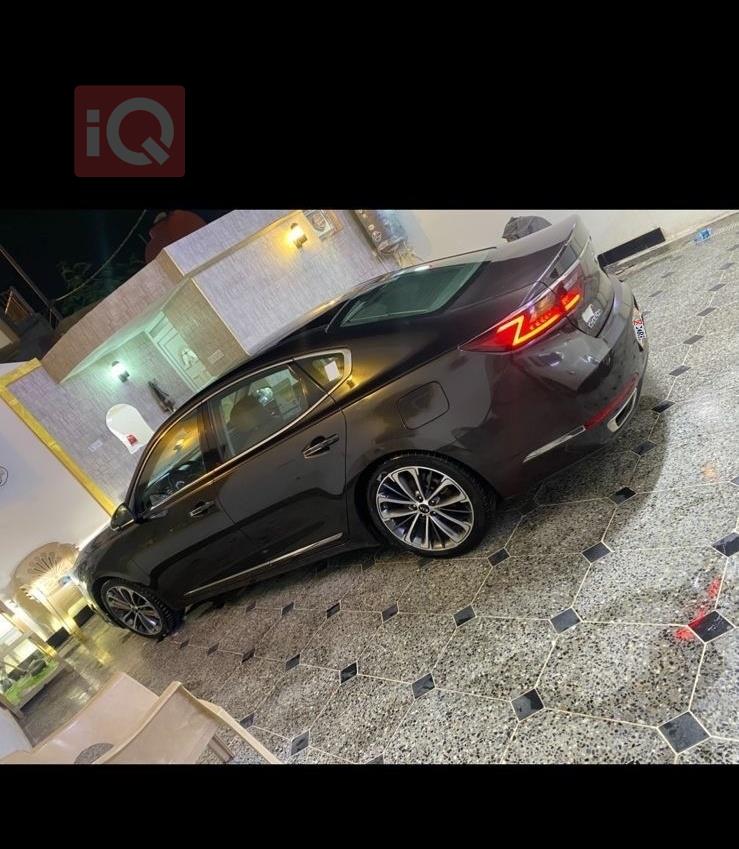 كيا كادينزا